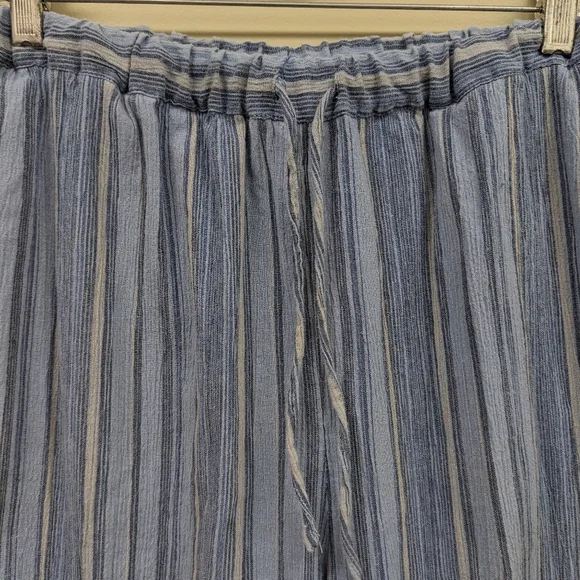 Appleseed's Blue Seersucker Elastic/Drawstring Pants Size 10 - Picture 5 of 6